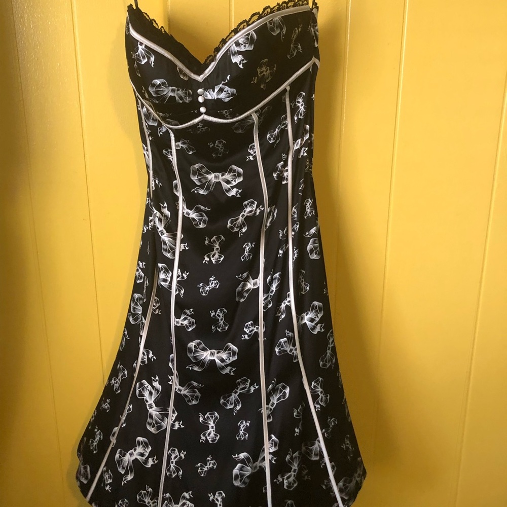 Bebe black and white dress